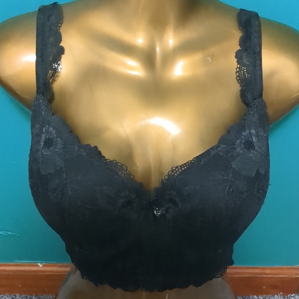 Victoria Secret 36DD Black Lace Bra 🖤 Sexy 🖤